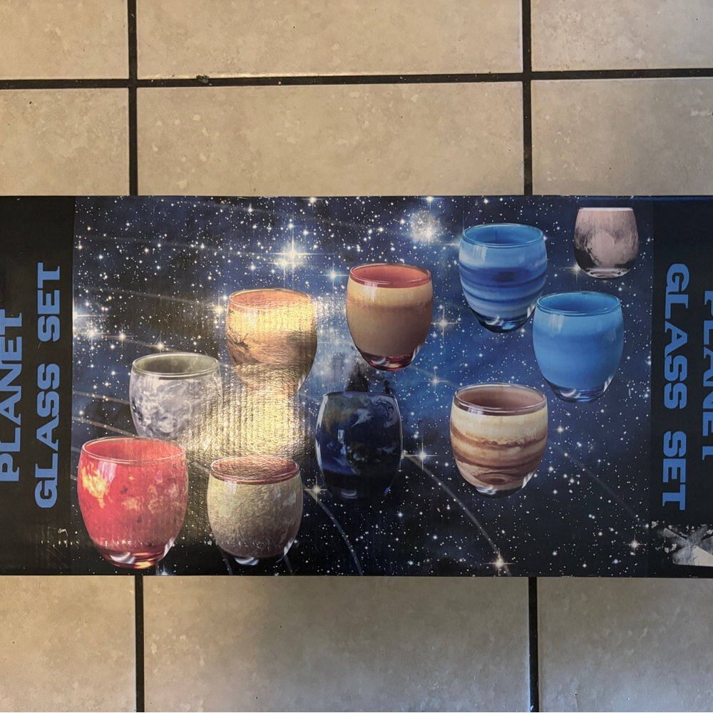 Colorful Planet Glass Set